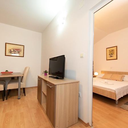 Apartments Simovic Tučepi Exteriér fotografie