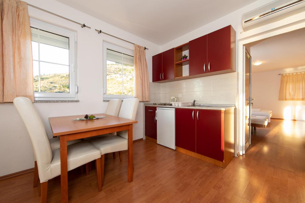 Apartments Simovic Tučepi Exteriér fotografie