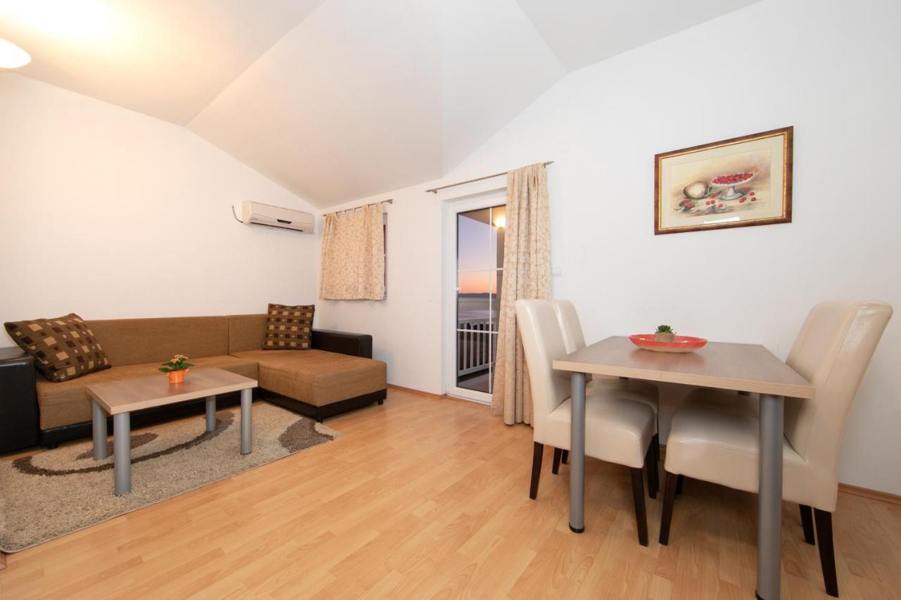 Apartments Simovic Tučepi Exteriér fotografie